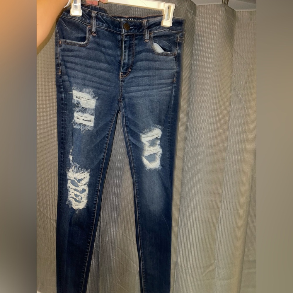 Dark Wash American Eagle Jeans with Holes
